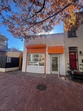 1406 Florida Ave NW, Washington, DC to rent Interior Photo- Image 1 of 4