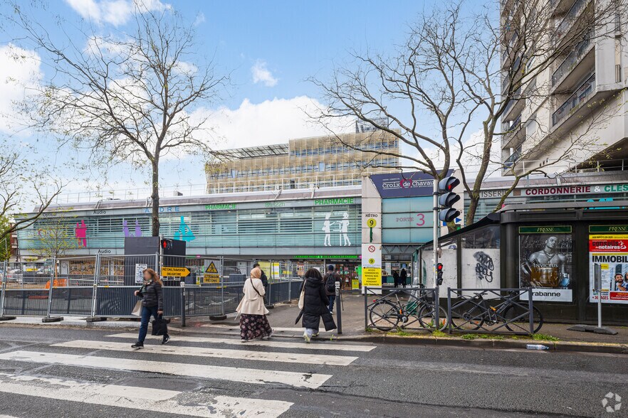 2-14 Boulevard De Boulevard de Chanzy, Montreuil for sale - Primary Photo - Image 1 of 2