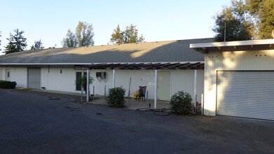 28560 Lilac Rd, Valley Center, CA for rent Building Photo- Image 1 of 7