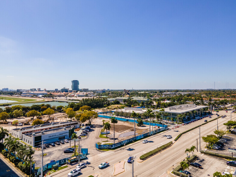 1000-1100 E Hallandale Beach Blvd, Hallandale Beach, FL for sale - Building Photo - Image 3 of 11