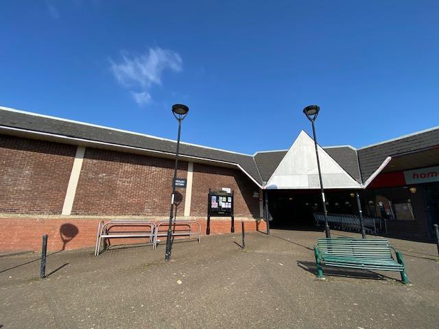 Commercial St, Tredegar to rent Building Photo- Image 1 of 9