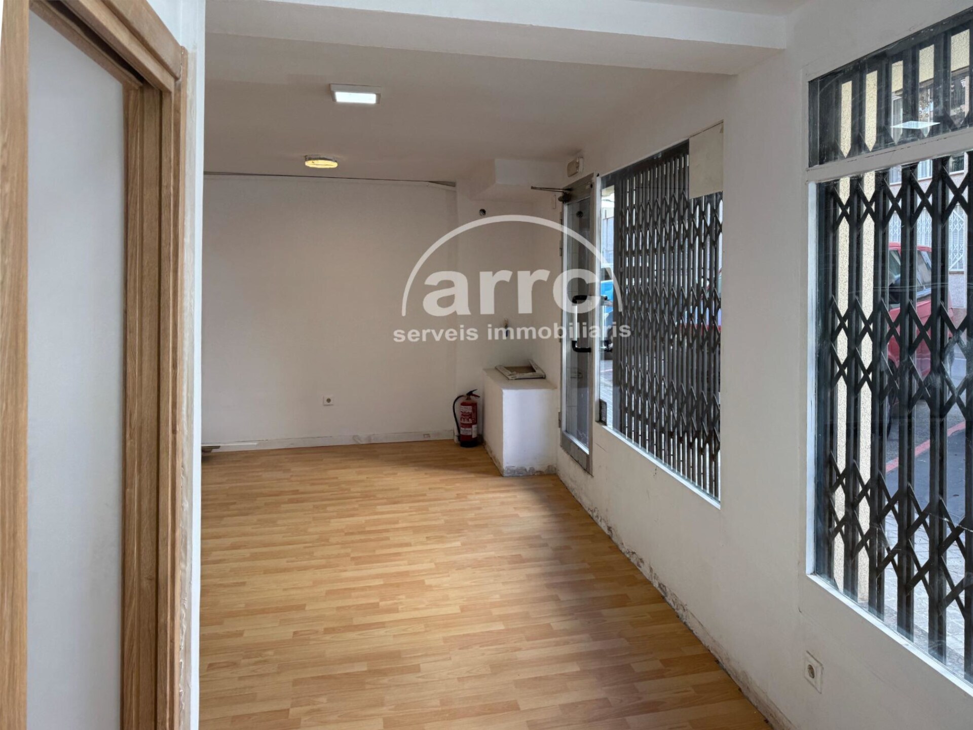 Retail in Premià de Mar, Barcelona to rent Interior Photo- Image 1 of 5
