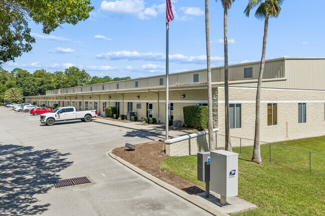More details for 11210 E Phillips Industrial Blvd, Jacksonville, FL - Industrial to Rent