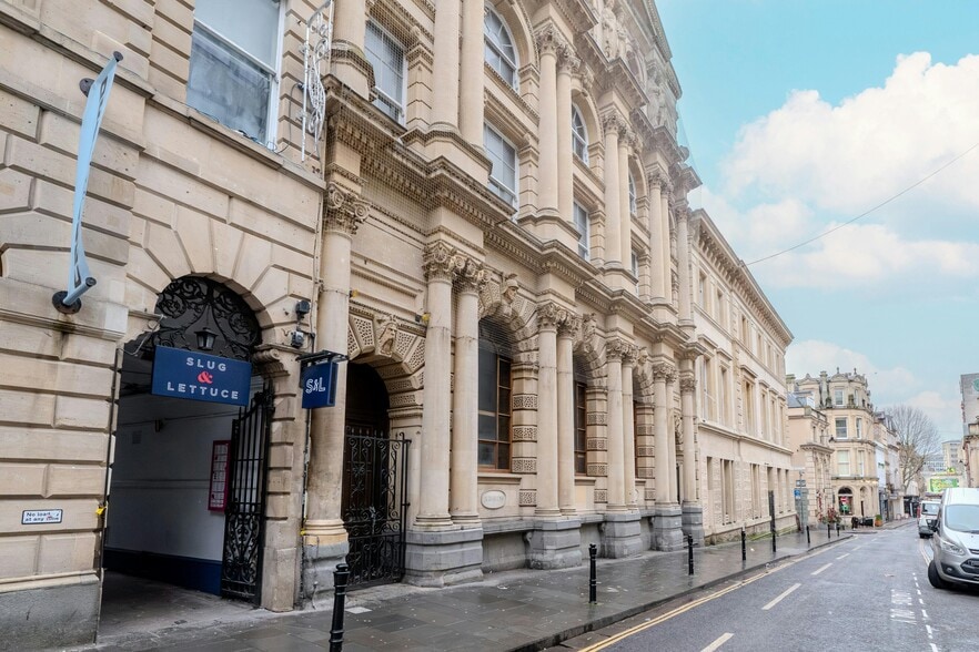 32 Corn St, Bristol to rent - Building Photo - Image 2 of 4