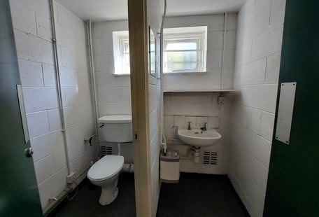 Bawtry Rd, Doncaster to rent Interior Photo- Image 1 of 2