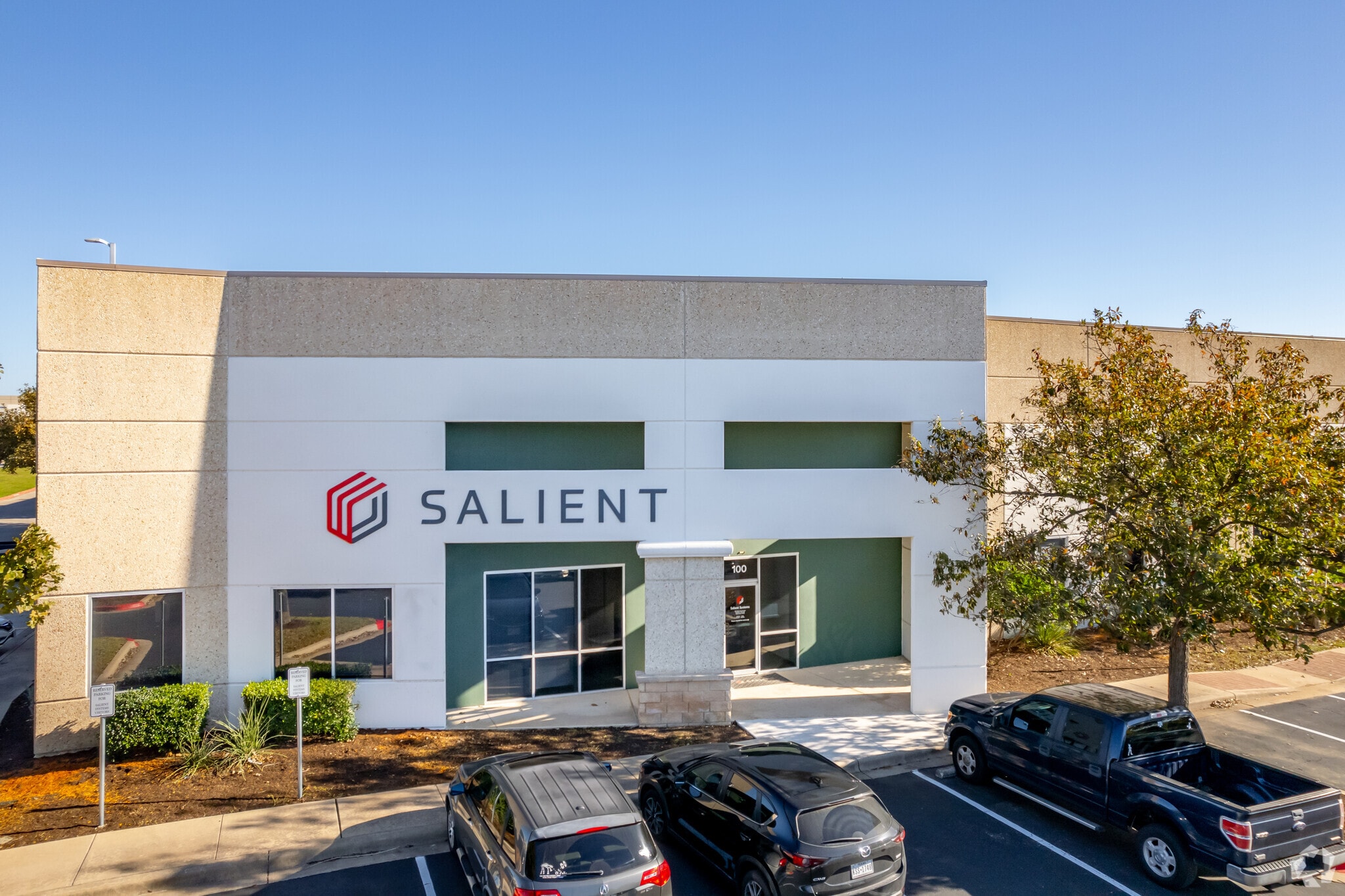 4616 W Howard Ln, Austin, TX to rent Primary Photo- Image 1 of 14