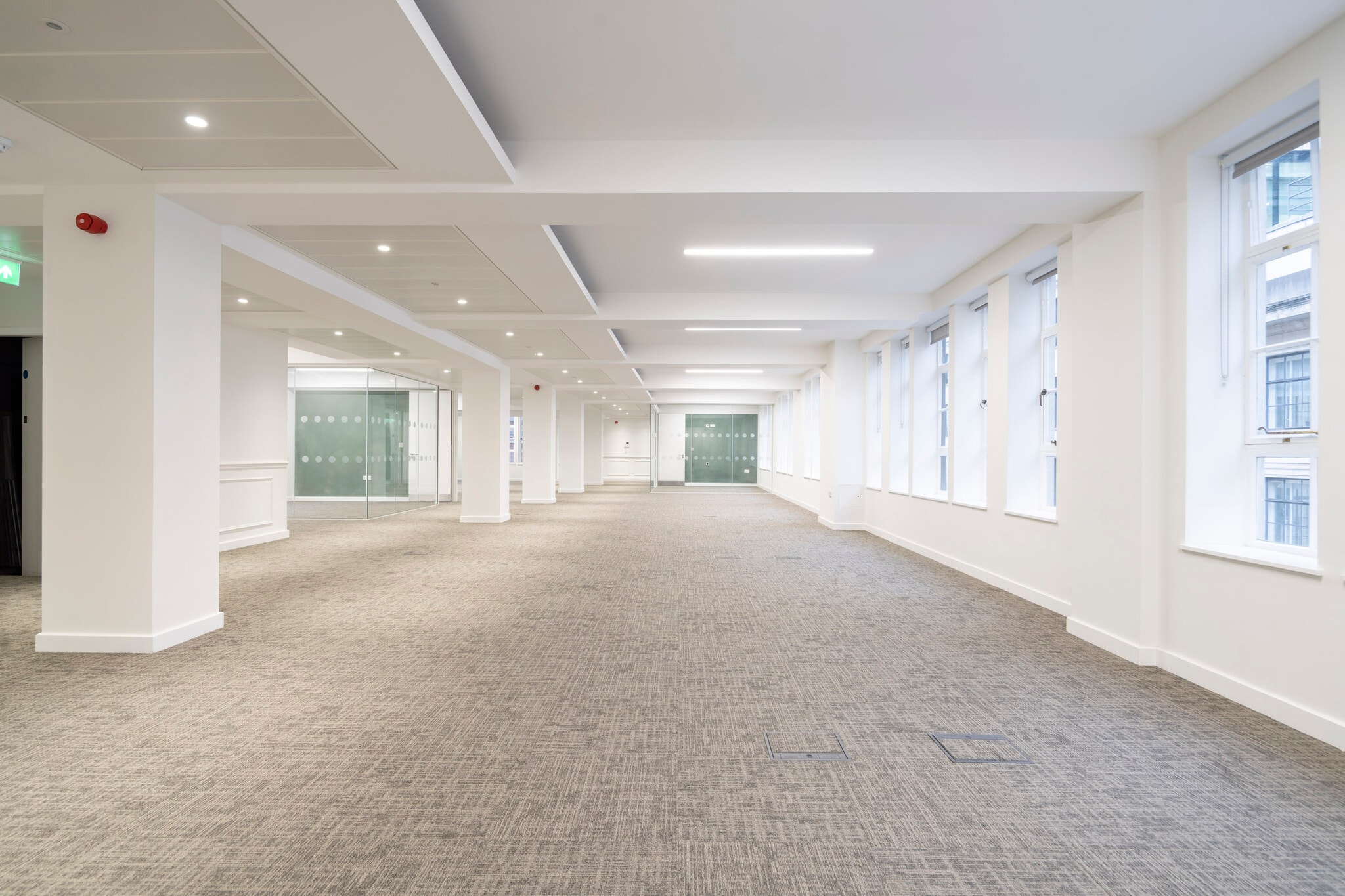 27-32 Old Jewry, London to rent Interior Photo- Image 1 of 9