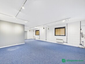 Main Rd, Newport Pagnell to rent Interior Photo- Image 1 of 7
