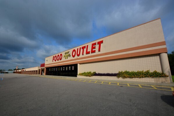 2040-2096 Springdale Ln, Birmingham, AL to rent Building Photo- Image 1 of 5