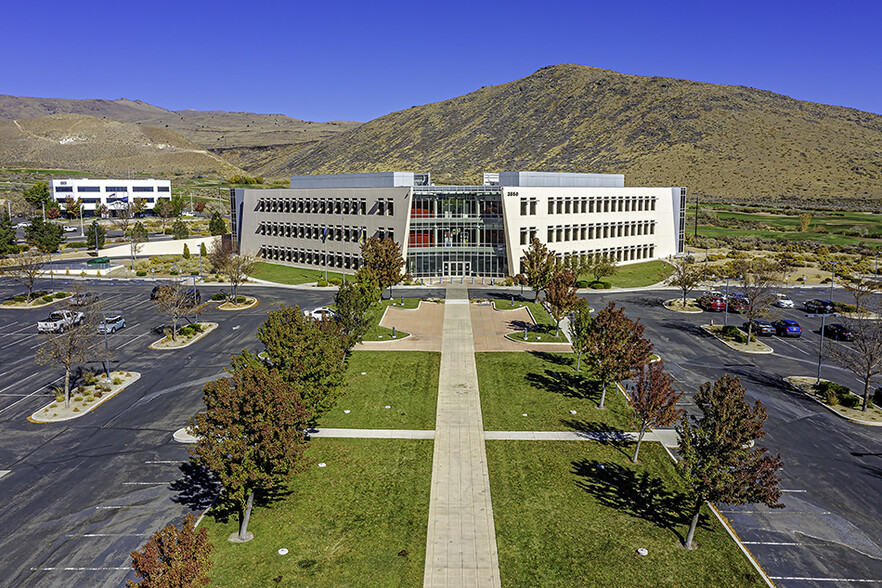 3850 Arrowhead Dr, Carson City, NV for sale - Primary Photo - Image 1 of 1