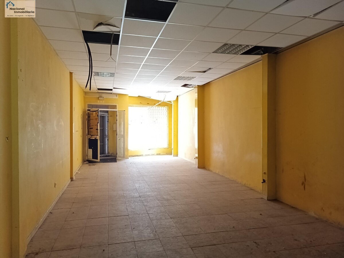 Valladolid, VLL 47013 -  -  - Interior Photo - Image 2 of 5