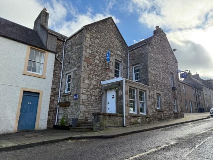 48 Castlegate, Jedburgh for sale Building Photo- Image 1 of 11