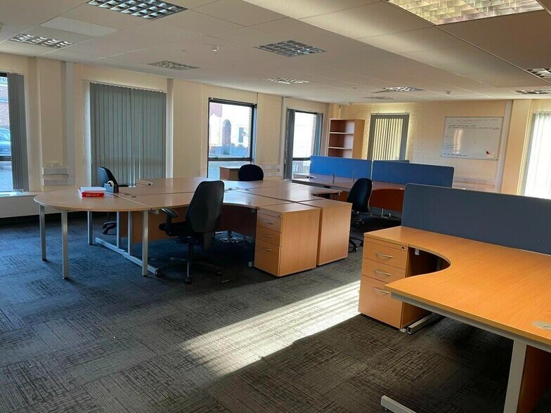 36 North Quay, Great Yarmouth to rent - Interior Photo - Image 2 of 6