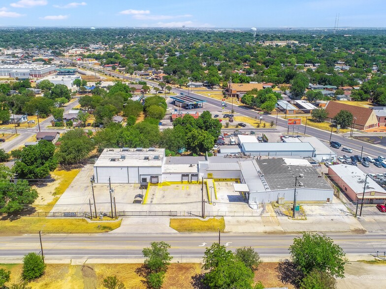 1031 Hot Wells Blvd, San Antonio, TX for sale - Building Photo - Image 1 of 1