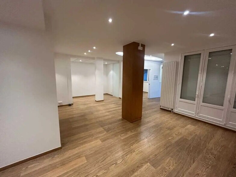 Build-to-Rent in Paris for sale - Interior Photo - Image 3 of 8