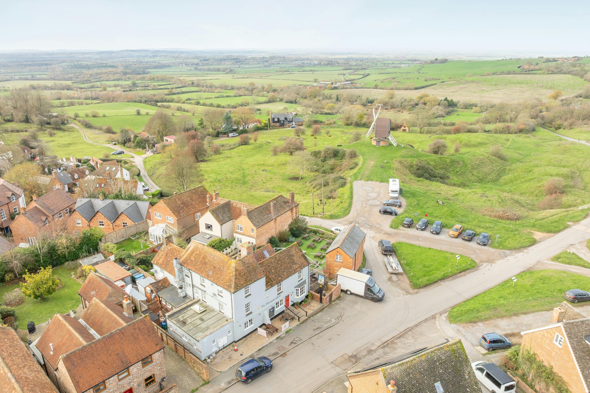 39-41 Windmill St, Aylesbury for sale Primary Photo- Image 1 of 16
