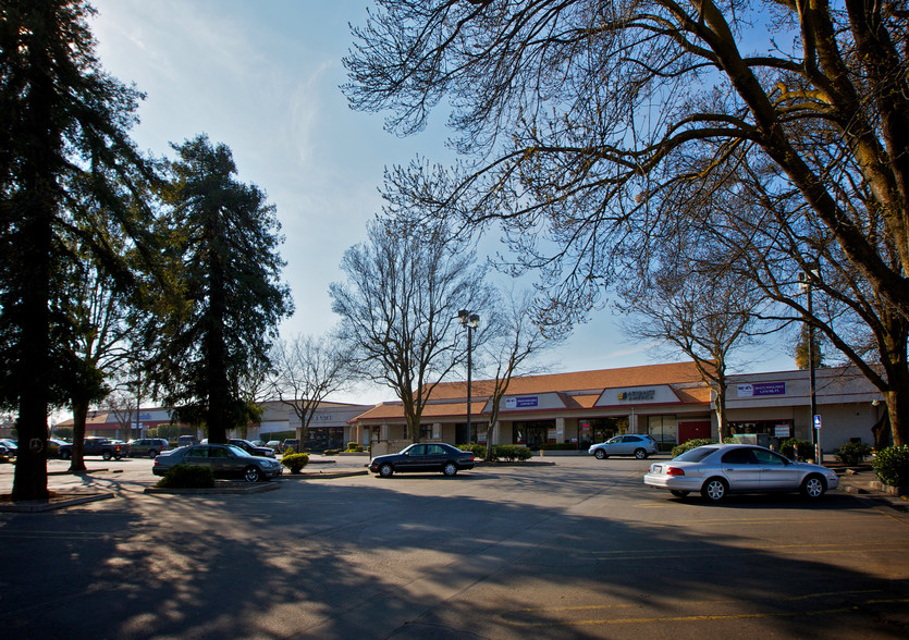 7-47 W Main St, Woodland, CA for rent - Building Photo - Image 1 of 1