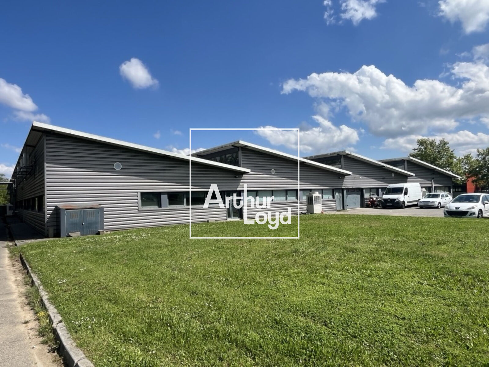 Office in Toulouse to rent Building Photo- Image 1 of 10