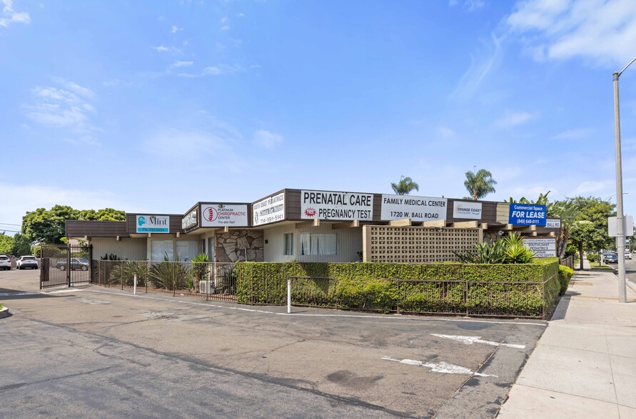 1720 W Ball Rd, Anaheim, CA for sale - Building Photo - Image 1 of 37