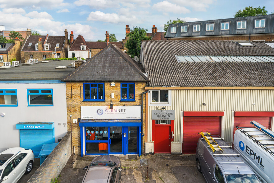 1-2 Thayers Farm Rd, Beckenham for rent - Building Photo - Image 1 of 9