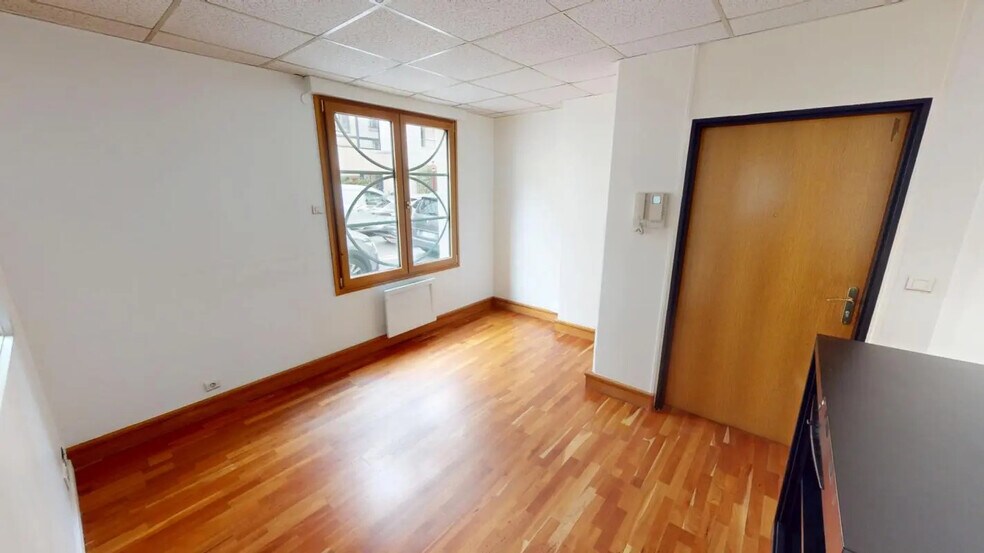 Office in Boulogne-Billancourt to rent - Building Photo - Image 3 of 5