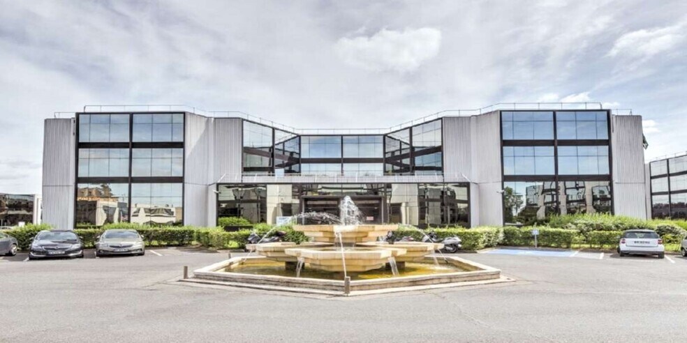 Office in Argenteuil to rent - Building Photo - Image 1 of 7