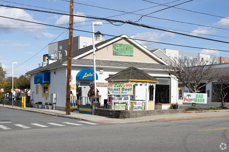 1317 Middlesex St, Lowell, MA for sale - Primary Photo - Image 1 of 1