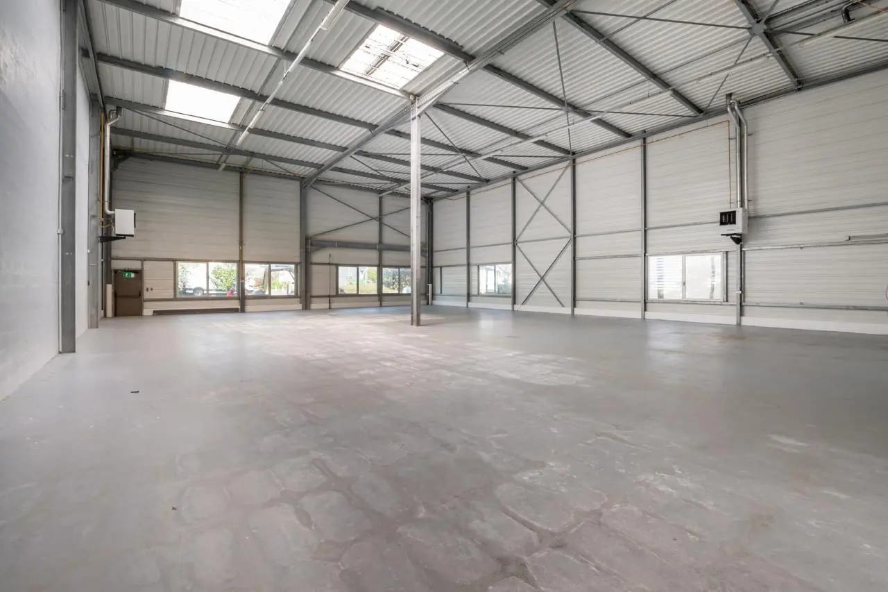 Office in Le Blanc-Mesnil to rent Interior Photo- Image 1 of 4