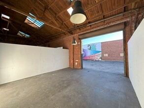 3000 S Hill St, Los Angeles, CA for rent Interior Photo- Image 1 of 15