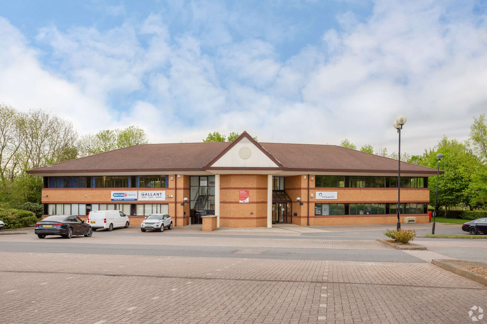 Hamilton Way, Mansfield to rent Building Photo- Image 1 of 6
