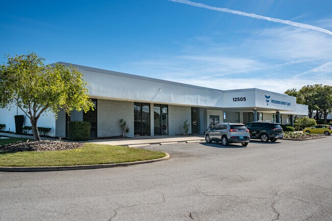 More details for 12345 Starkey Rd, Largo, FL - Light Industrial to Rent