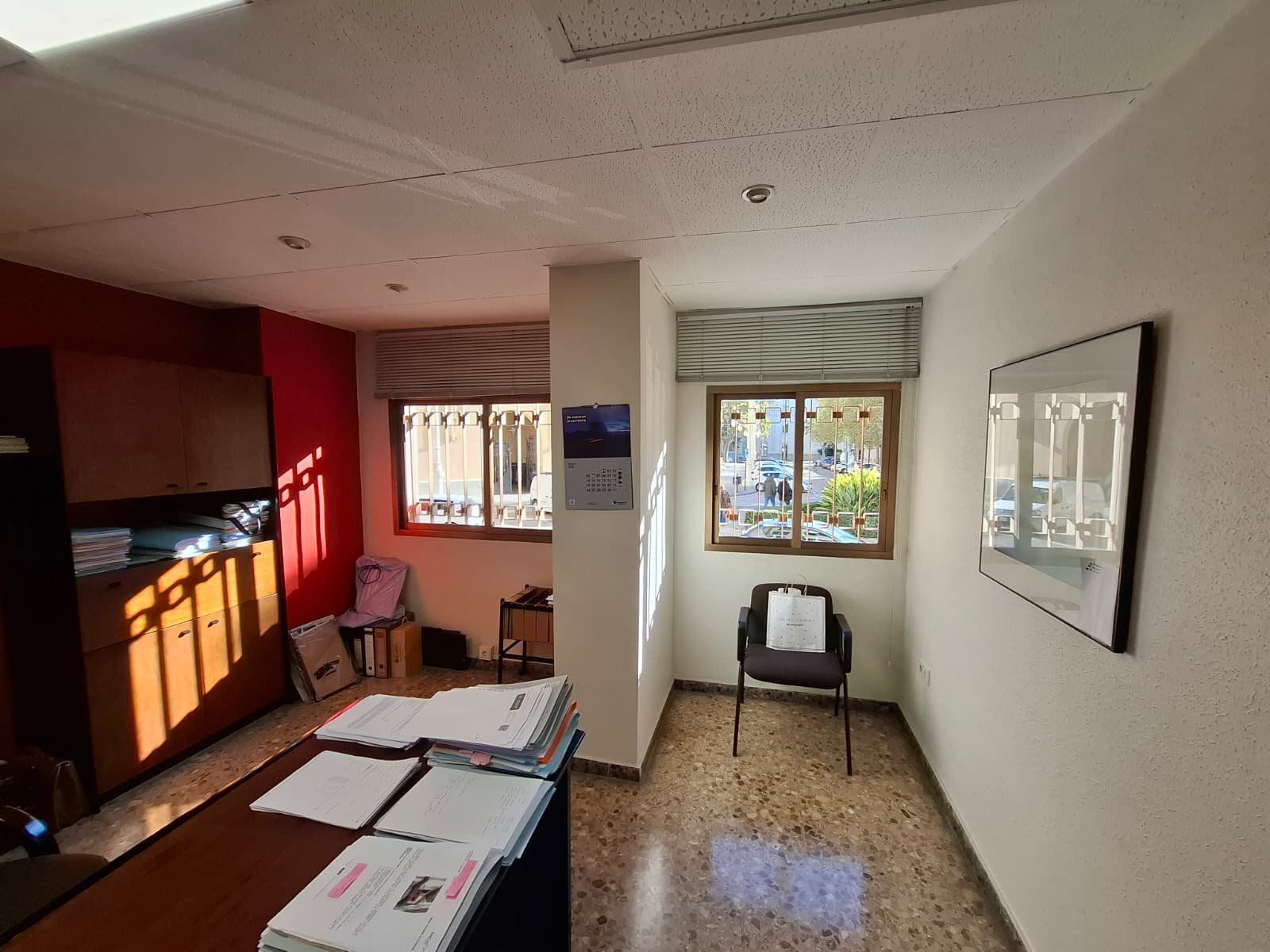 Office in València, Valencia for sale Interior Photo- Image 1 of 19