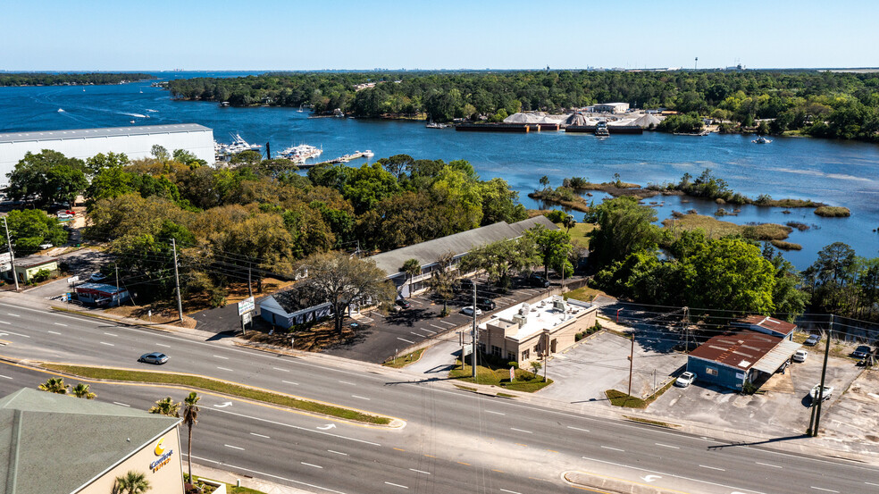 203 John Sims Pky, Niceville, FL for sale - Building Photo - Image 1 of 1