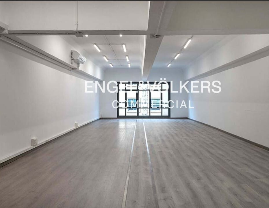 Office in Barcelona, Barcelona to rent Interior Photo- Image 1 of 9