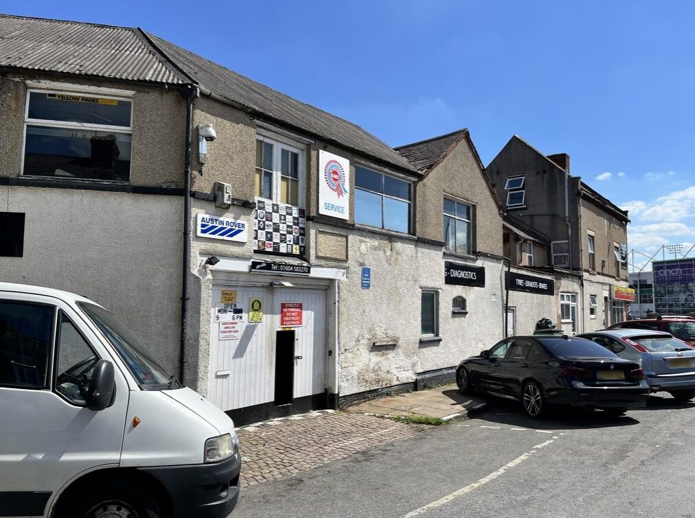 1 Bruce St, Northampton for sale Primary Photo- Image 1 of 2