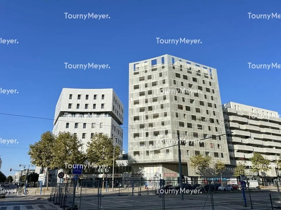 Location Bureaux 210 m² à 1 269 m² - Photo 1