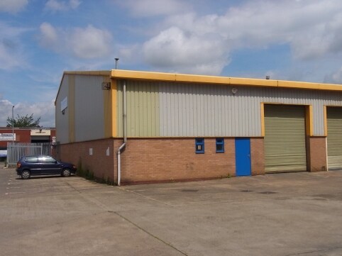 Holman Way, Nuneaton for sale Primary Photo- Image 1 of 1