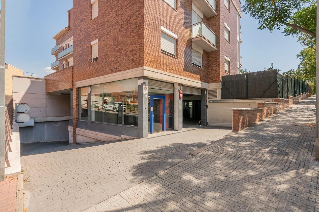 Manresa, BAR 08243 -  -  - Floor Plan - Image 1 of 17