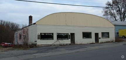 112 N Perry St, Johnstown, NY for sale Primary Photo- Image 1 of 1