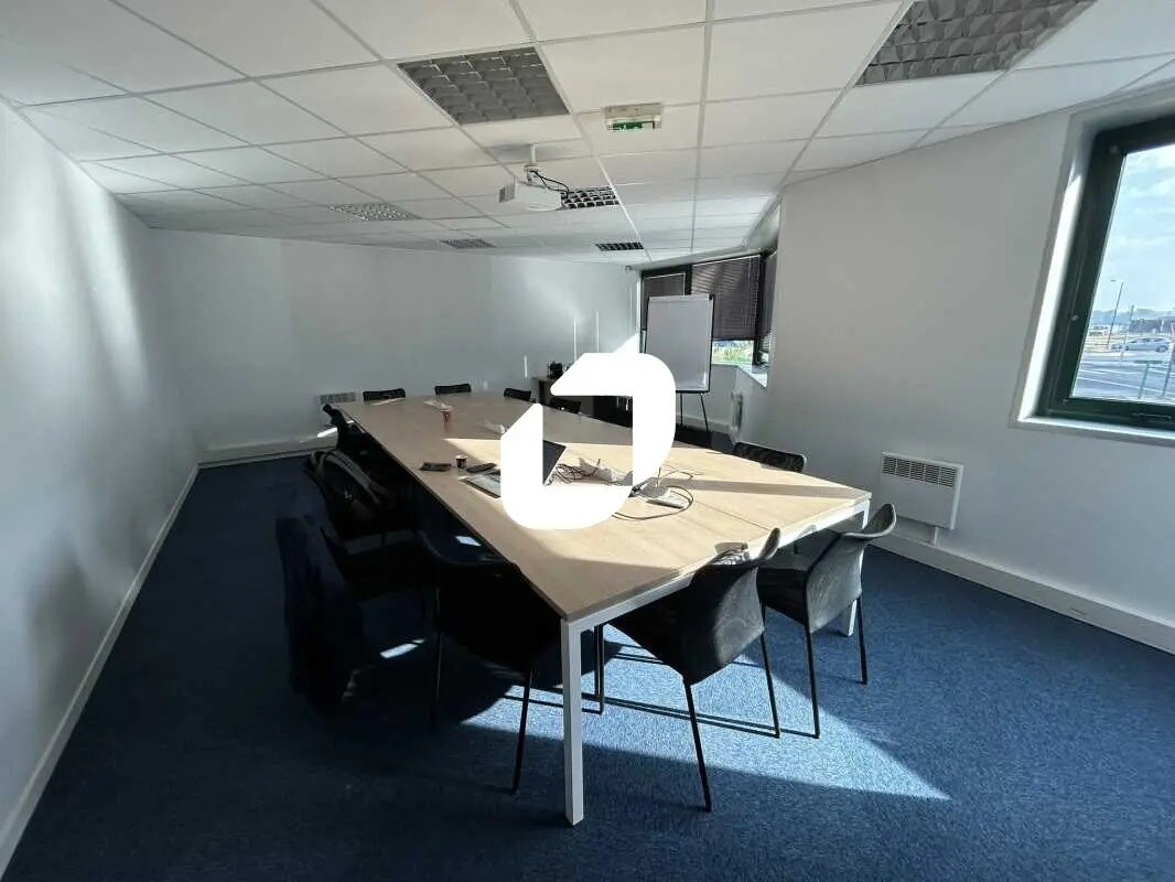 Office in Bruges to rent Interior Photo- Image 1 of 16