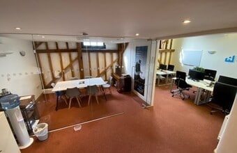Meppershall Rd, Hitchin to rent Interior Photo- Image 2 of 2