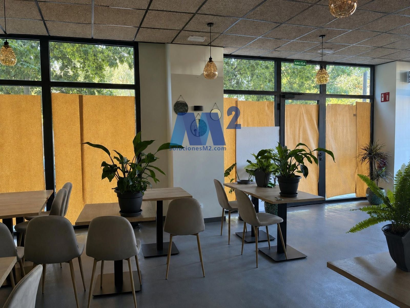 Retail in Alcobendas, Madrid to rent Interior Photo- Image 1 of 12