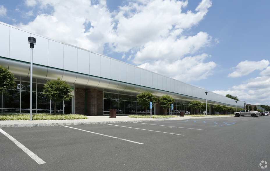 1085 Cranbury South River Rd, South Brunswick, NJ for rent - Building Photo - Image 2 of 5