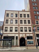 670 N Clark St, Chicago, IL for rent Building Photo- Image 1 of 9