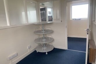 Plough Ln, Hereford to rent Interior Photo- Image 1 of 2