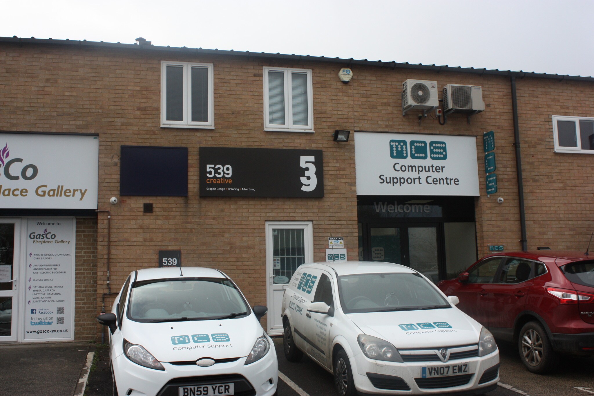 Babylon Vw, Yeovil for sale Primary Photo- Image 1 of 1