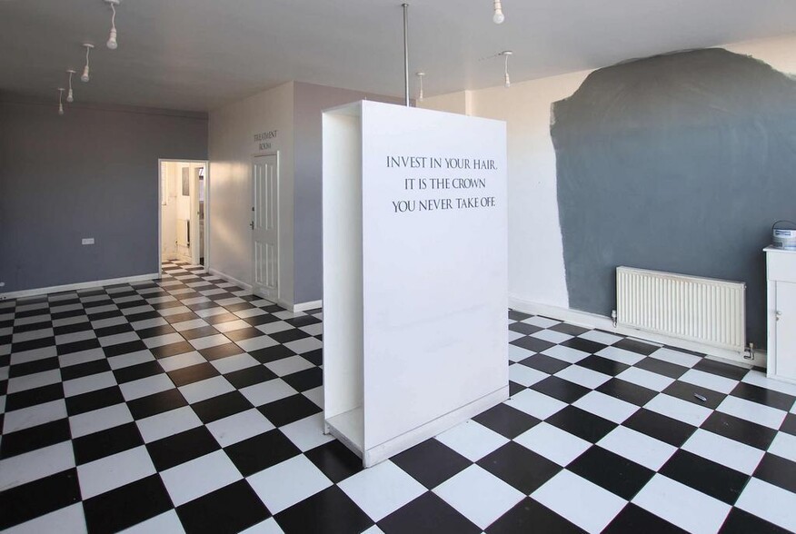 3 The Broadway, Croydon to rent - Interior Photo - Image 3 of 8