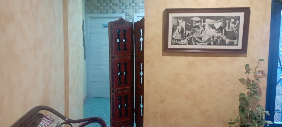 View Photo