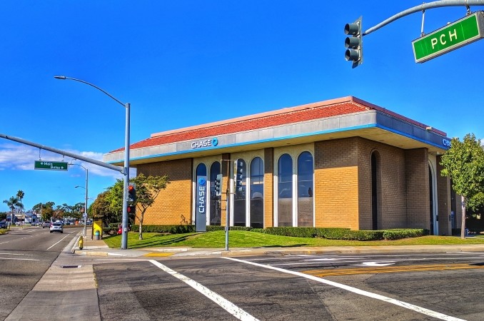 801 Pacific Coast Hwy, Seal Beach, CA for sale - Building Photo - Image 1 of 1