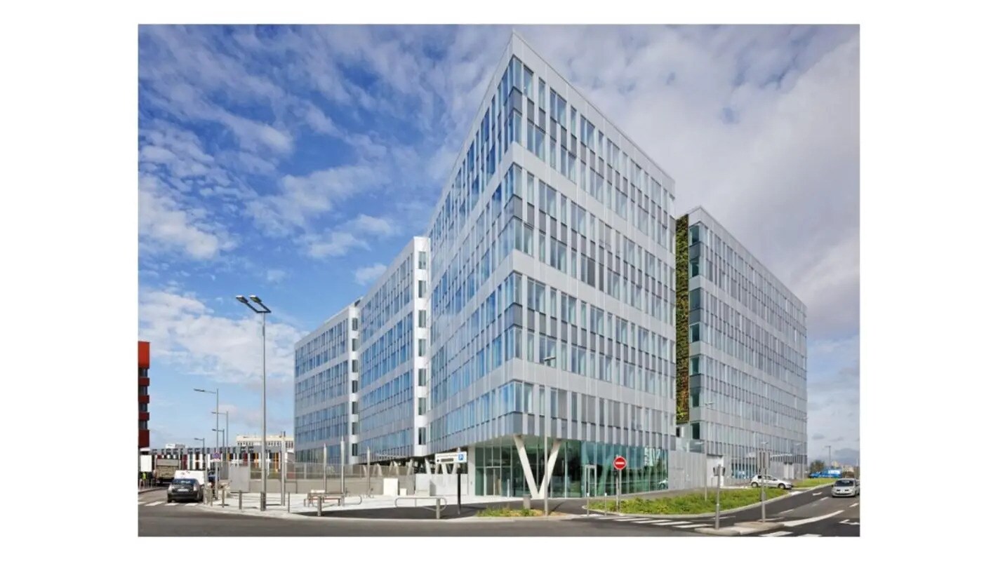 Office in Nanterre to rent Building Photo- Image 1 of 20